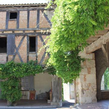 Maisons, Place de la Mairie à Dunes